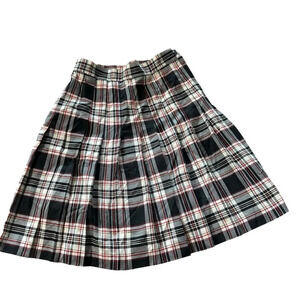 Willow Ridge vintage plaid pleated shirts women's size 8 fits more like size 6